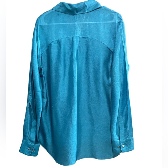 100% silk long sleeve shirt for women color blue size M Bottom Down top - Picture 3 of 9
